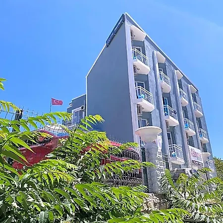 Minerva Port Hotel 3*