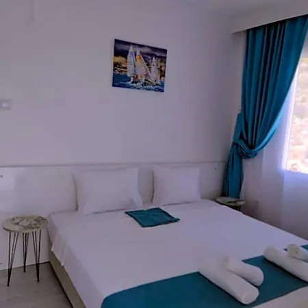 Hotel Minerva Port 3*