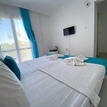 Minerva Port Hotel 3*