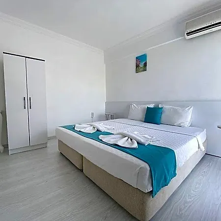 Hotel Minerva Port