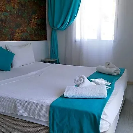 Hotel Minerva Port 3*