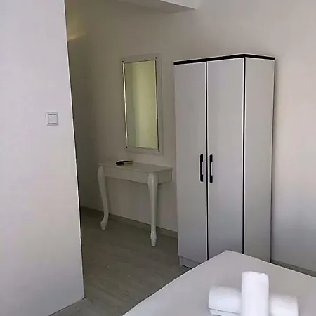 Minerva Port Hotel 3*