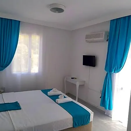 Minerva Port Hotel 3*